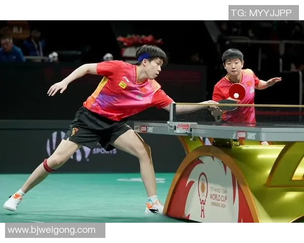 成都足球队在世界杯预选赛中以64分领跑积分榜展现强劲实力